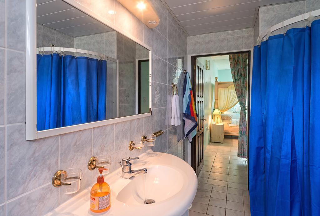 Royal Palm Holiday Apartment Méro 外观 照片
