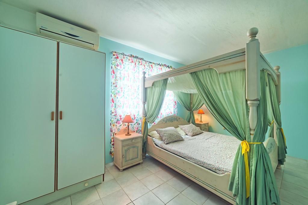 Royal Palm Holiday Apartment Méro 外观 照片